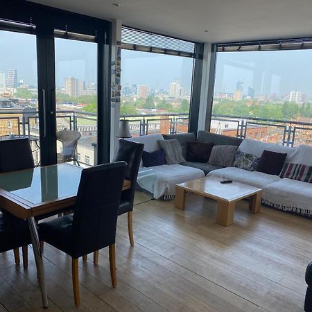 Penthouse In Battersea Amazing Views Of Londonアパートメント エクステリア 写真