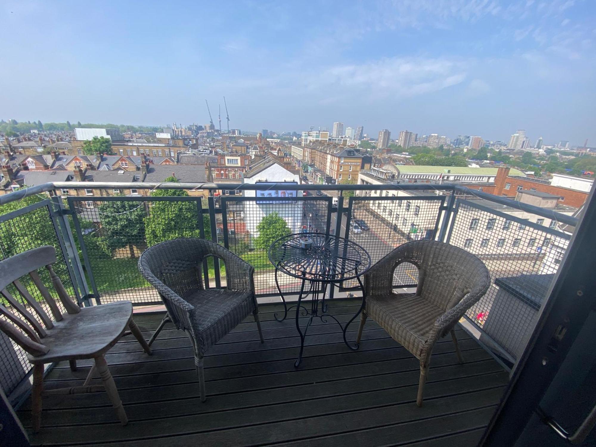 Penthouse In Battersea Amazing Views Of Londonアパートメント エクステリア 写真