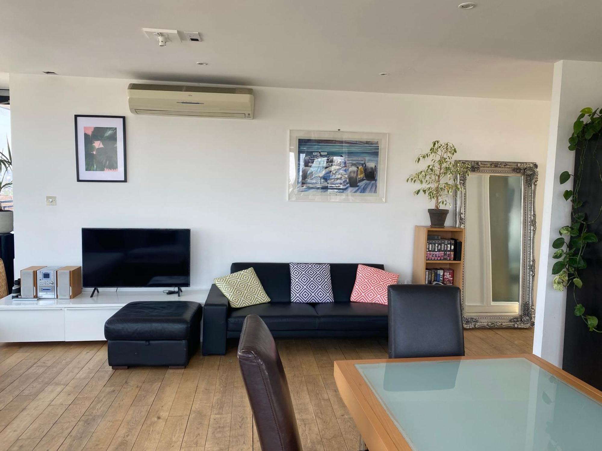 Penthouse In Battersea Amazing Views Of Londonアパートメント エクステリア 写真